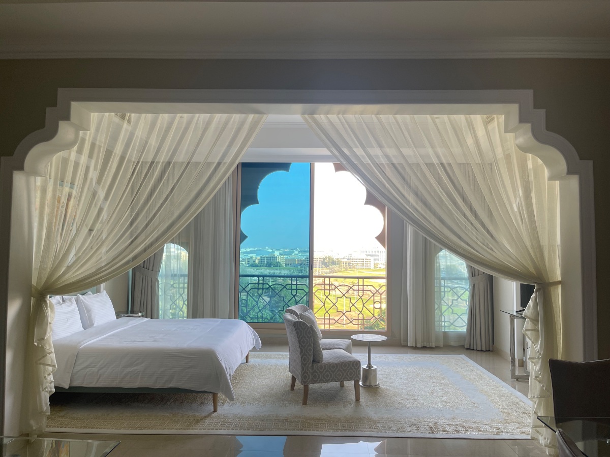 Private Suites Al Hamra Palace at golf & sea resort 5