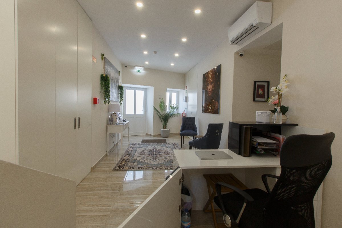  SOLAR MENDONCA ALGARVE LDA 11