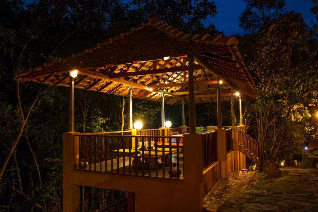 The Kandy Samadhicentre 2